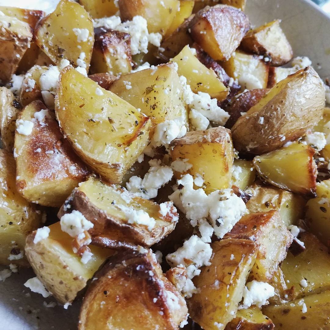 Garlicky Roast Potatoes de Nigella Owi Owi FouetteMoi